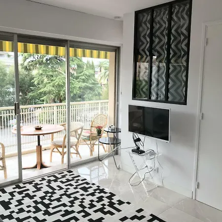 Very Nice 1-bedroom Very Close To La Croisette 0111a * Cannes